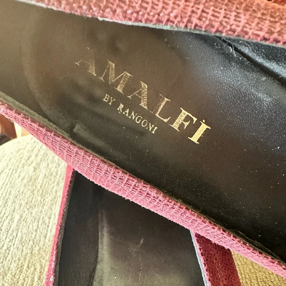 Amalfi by Rangoni size 7.5 burgundy leather flats